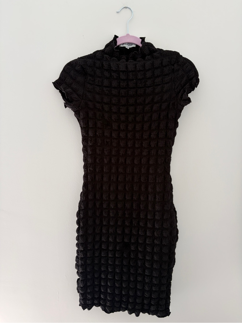 Black Textured Short-Sleeve Bodycon Dress